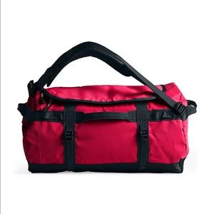 THE NORTH FACE BASE CAMP DUFFEL - S